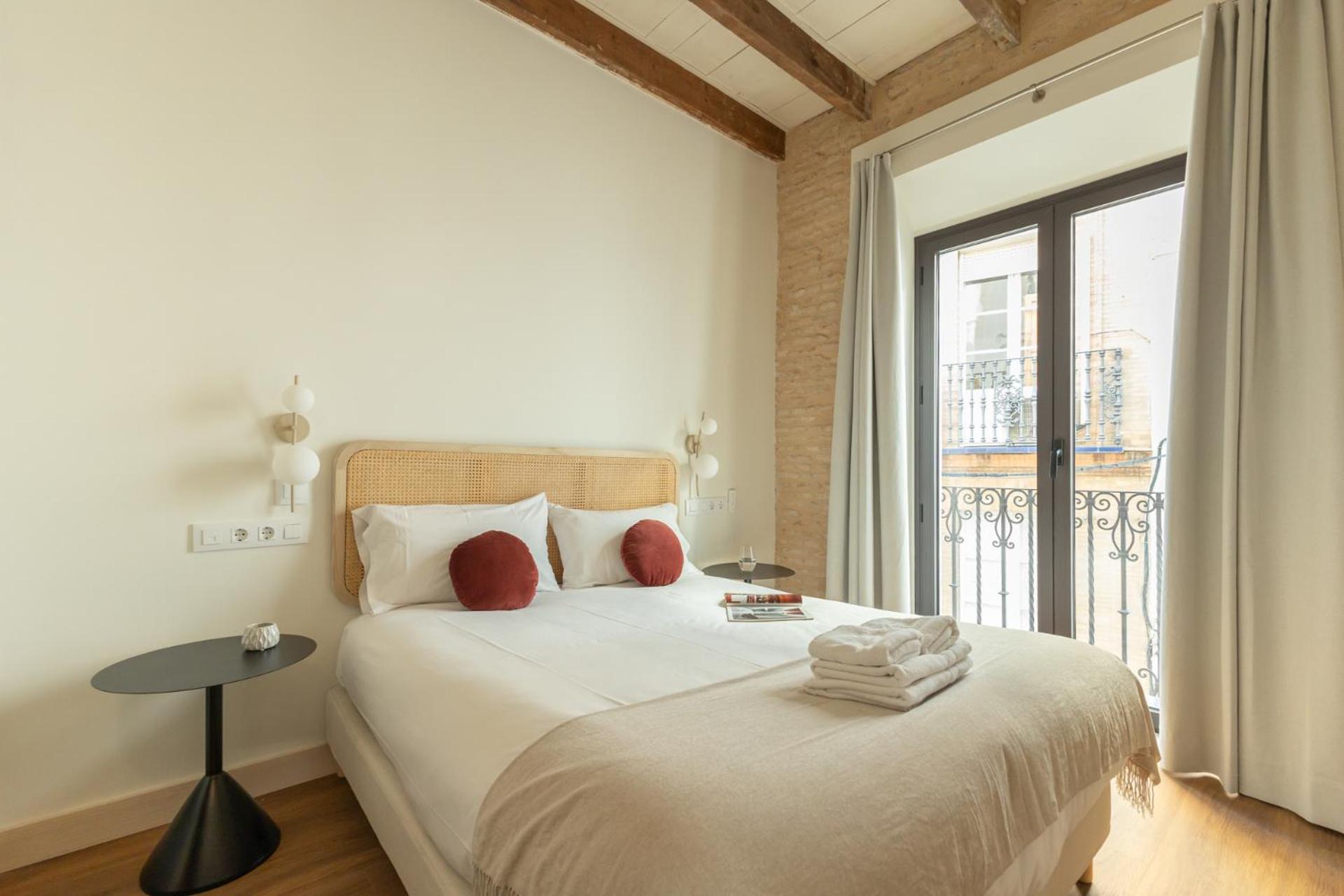 Encantador Apartamento A Un Paso De La Catedral Seville Luaran gambar