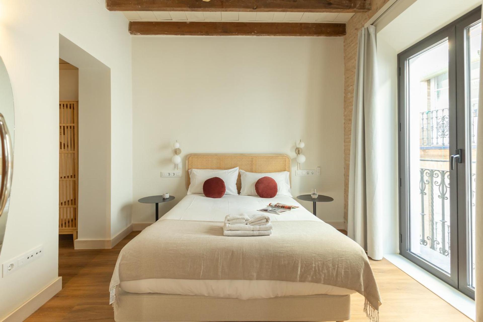 Encantador Apartamento A Un Paso De La Catedral Seville Luaran gambar